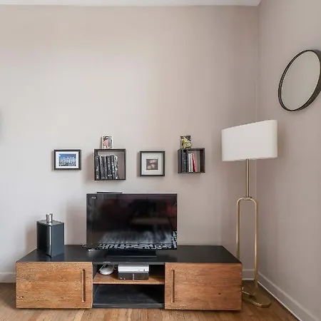 Le Larbaud - Calme Et Lumineux En Centre Apartamento *