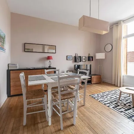 Le Larbaud - Calme Et Lumineux En Centre Apartamento